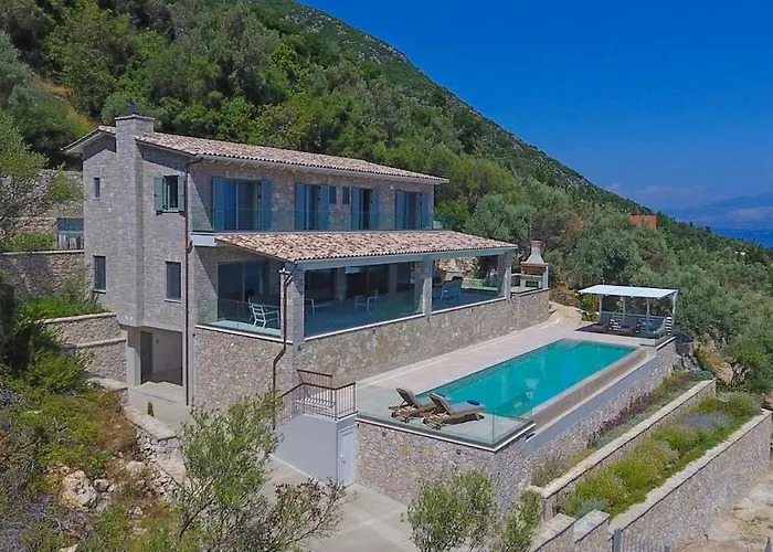 Villa Ilaira *